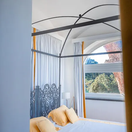 Serao Camilla By Myvillacollection * イスキア島