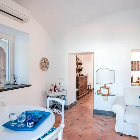 ヴィラ Serao Camilla By Myvillacollection イスキア島