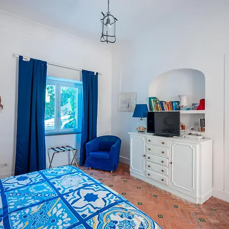 Serao Camilla By Myvillacollec... Villa *