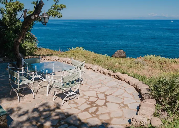 Villa Serao Camilla By Myvillacollec... Ísquia